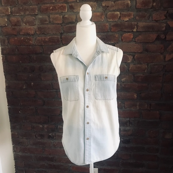 Madewell Chambray Workbench Top - Picture 2 of 4